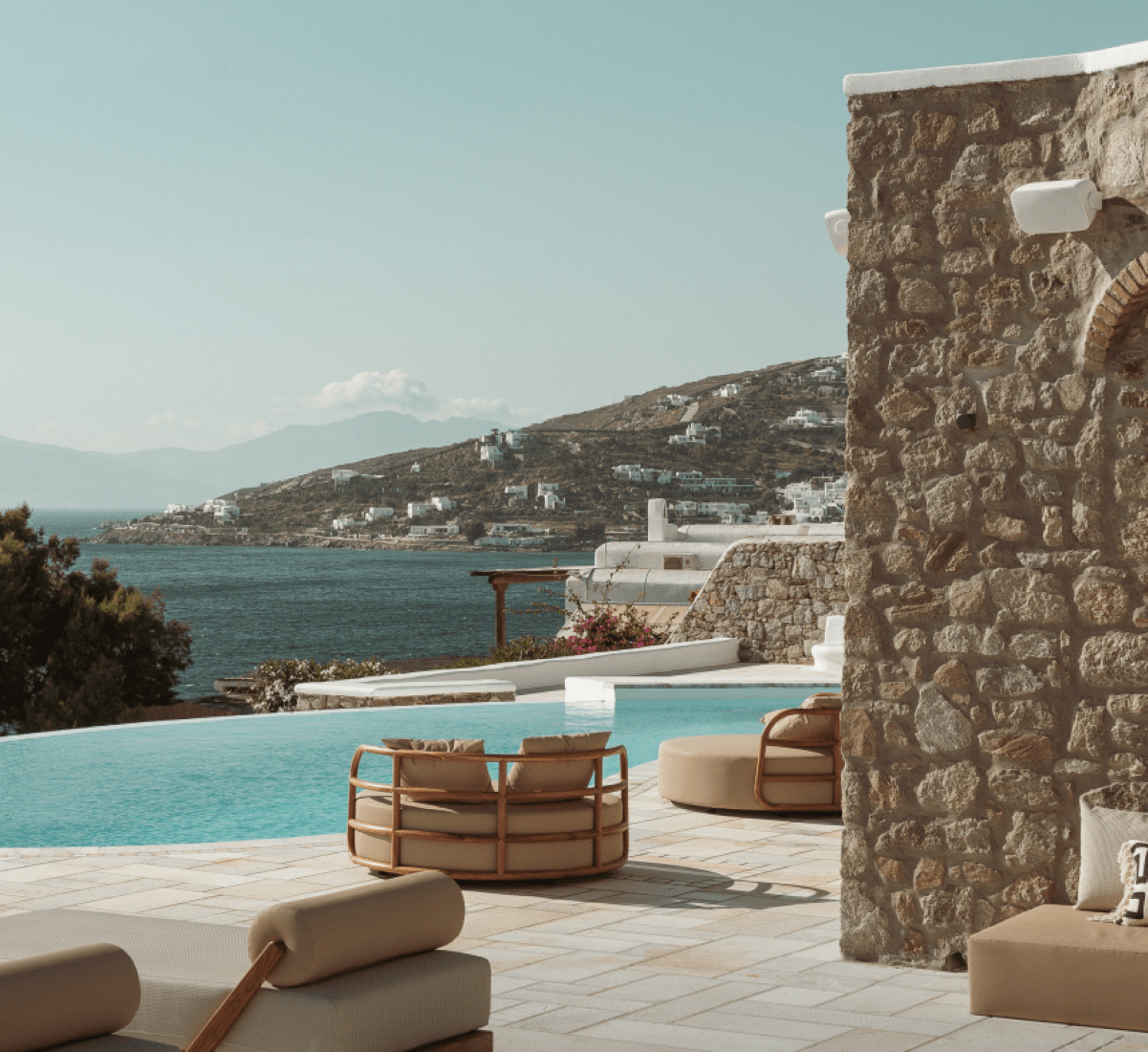 Foreign Buyers Step Up Interest in Greek Property