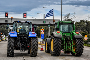 Greek Farmers Plan Christmas Week Blockades on Key Routes