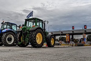Greek Farmers Shut Tempi Tunnels as Nationwide Protests Escalate