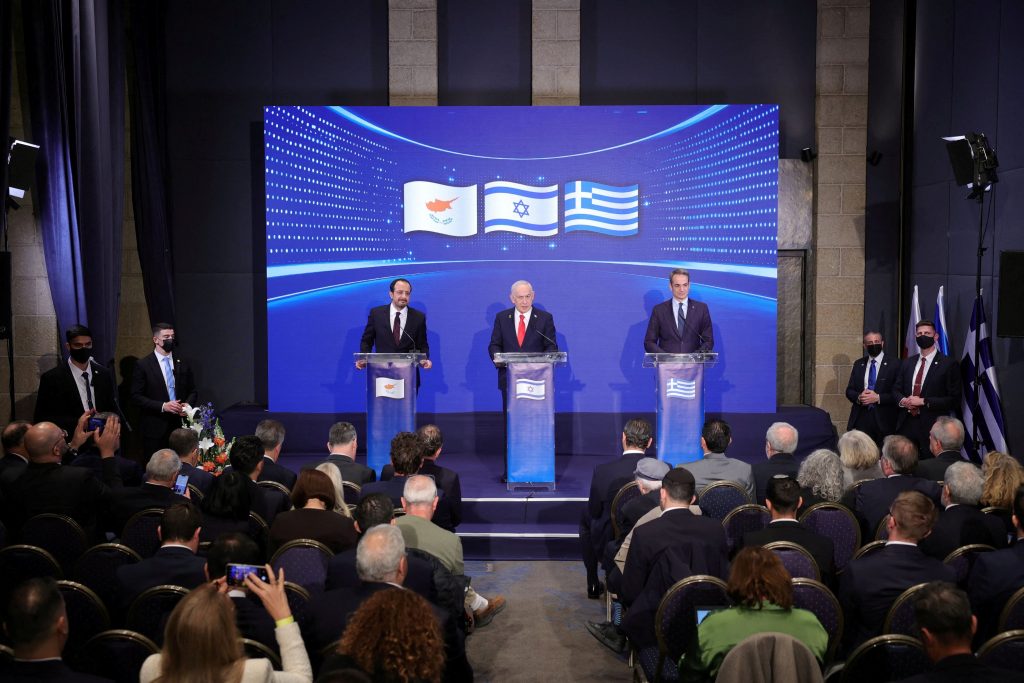 Netanyahu at Trilateral Meeting: We’re Determined to Defend Ourselves (Vid)