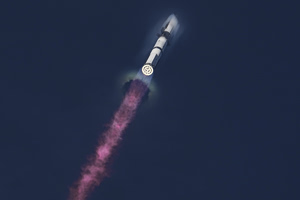 The SpaceX Explosion That Put Flights in Danger