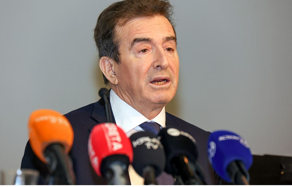 Greece Considers Legal Action Against Farmer Road Blockades