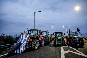 Protesting Farmers Aim to Block N. Greece Border Posts