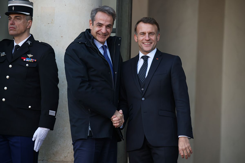 Mitsotakis: US Role Vital in Ukraine Security Guarantees