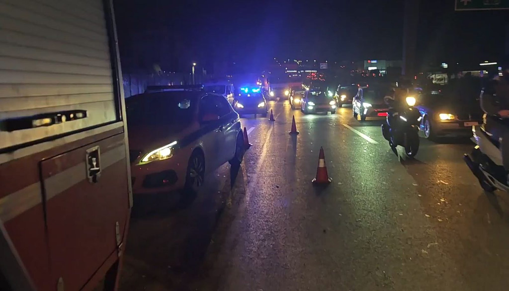 Truck Crash Causes Massive Traffic on Kifissos Avenue