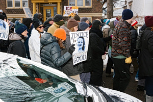 Inside Minneapolis’s Sprawling Network of ICE Watchers