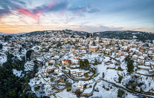 Schools Close Across Greece as Snow, Freezing Weather Hit