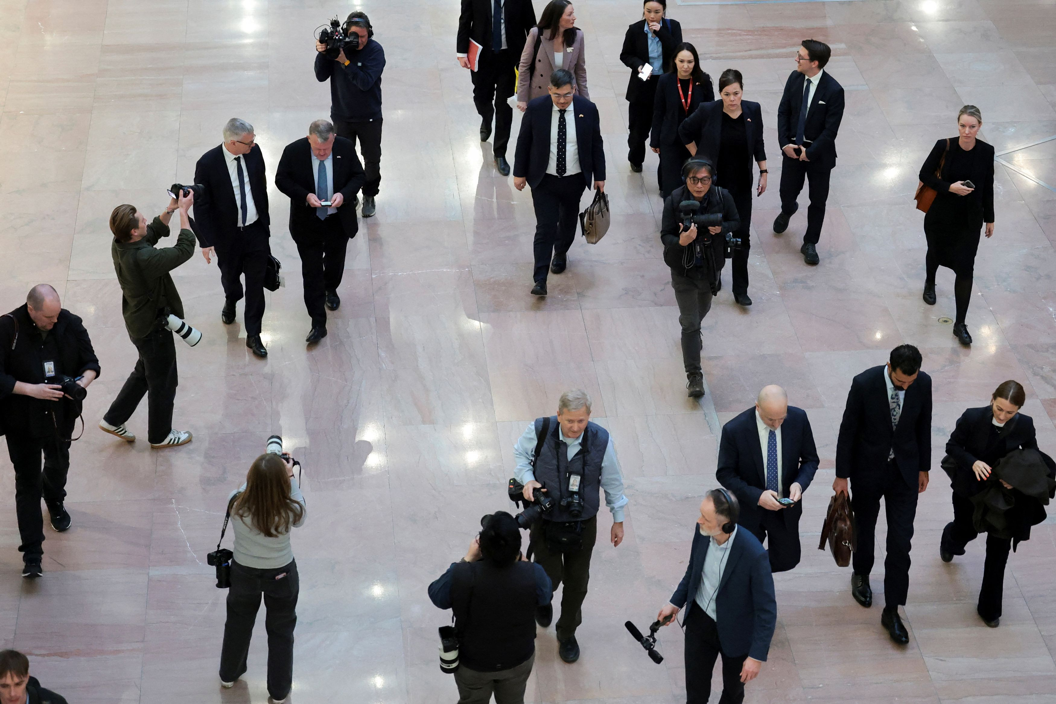 France and Germany Join European Troop Deployment to Greenland