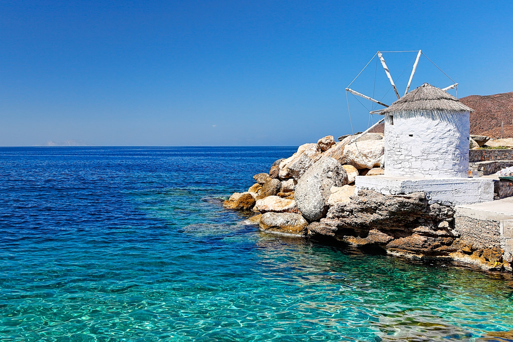 How Many Greek Islands Should I See in a Trip