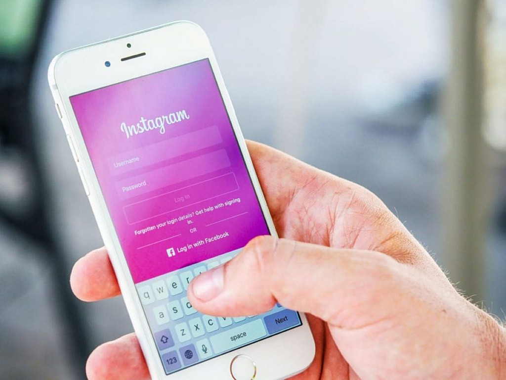 Instagram Users Warned of Phishing Risk