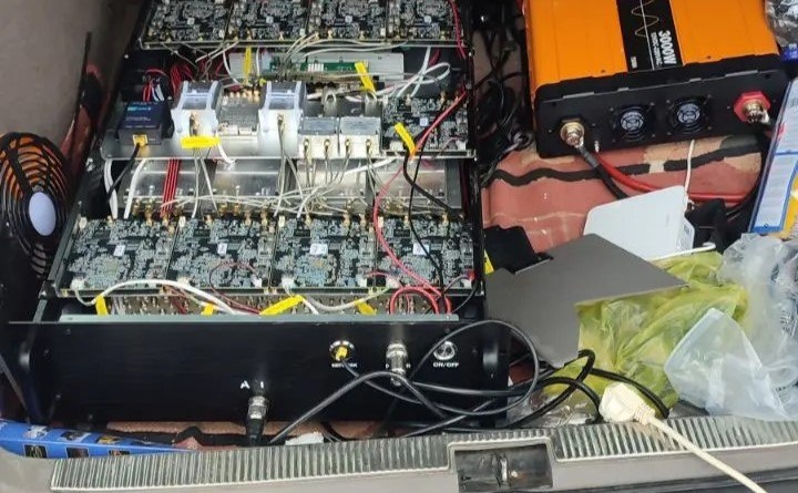 2 Chinese Nationals Arrested for ‘SMS Blaster’ Scam