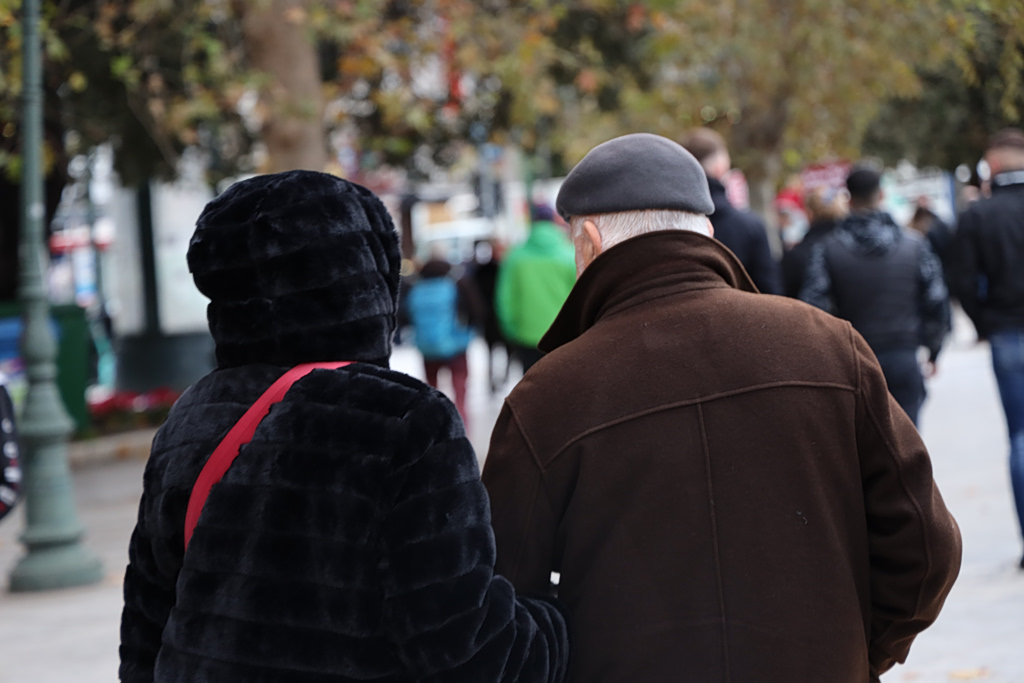 Cold Winter Weather Persists Across Greece on Sunday