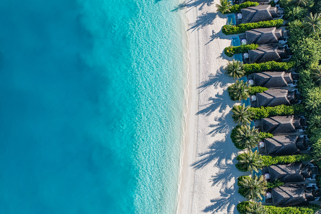 What the Maldives Could Teach Greece About Overtourism