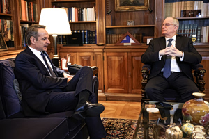 PM Urges EU-U.S. Dialogue in Meeting With Greek President