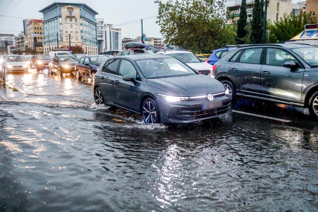 Athens Braces for Extreme Weather, Opens Heated Spaces