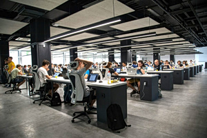 Low Pay, High Rents Leave Greeks Behind Their EU Peers