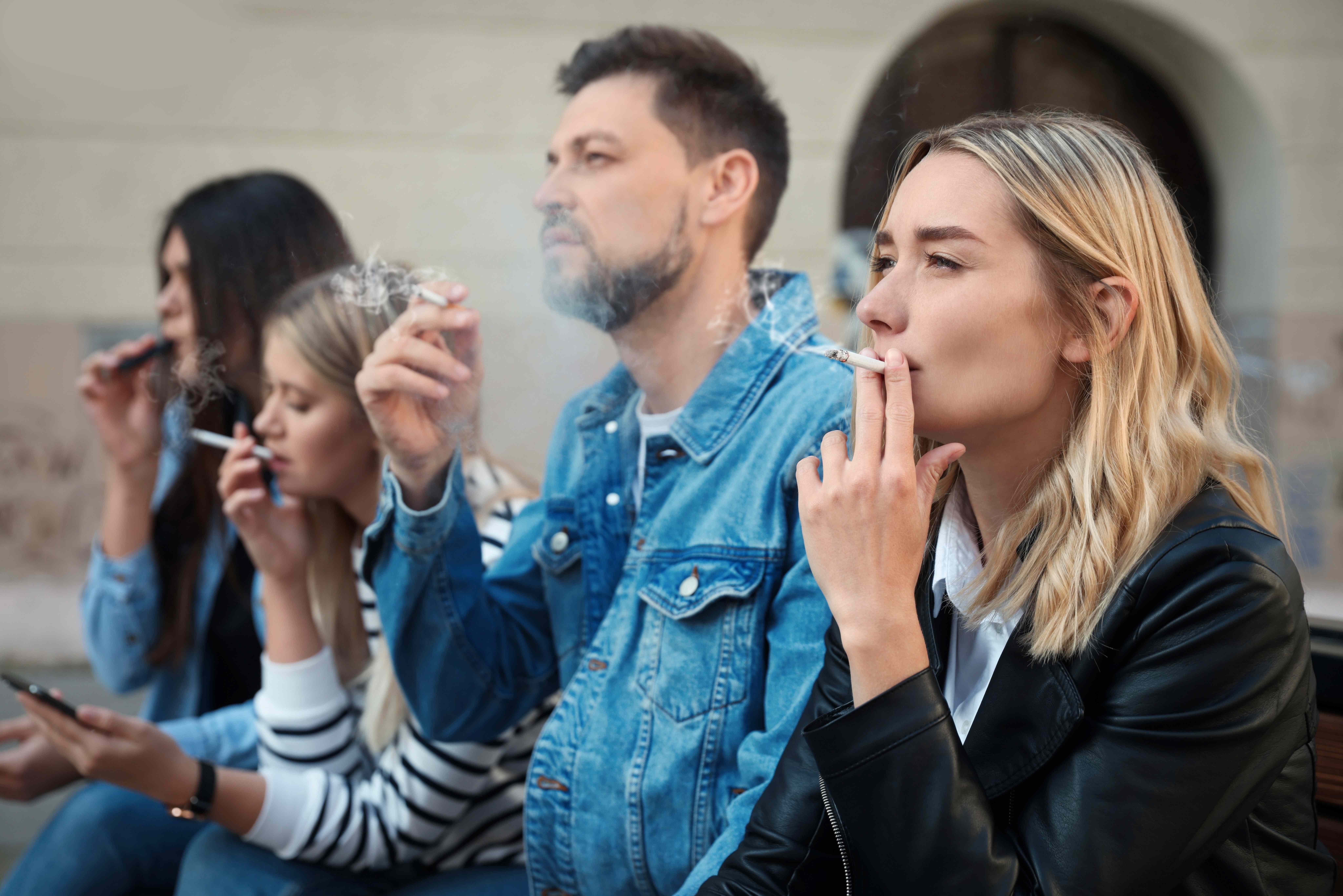 Why 20-Somethings Are Trading Their Vapes for Cigarettes