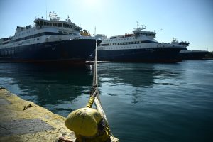 Weather Disruptions Halt Ferry Departures from Piraeus