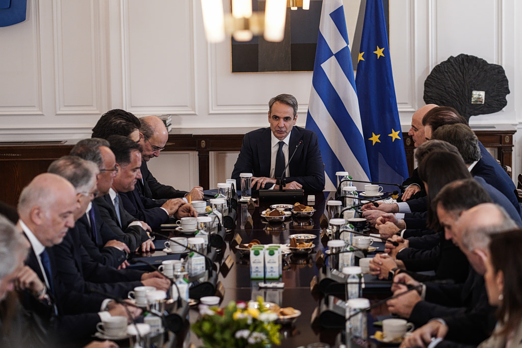 Greece Holds First Cabinet Meeting of 2026