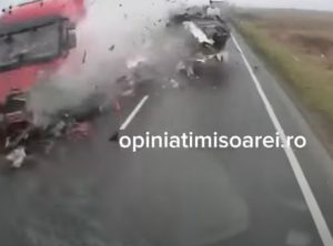 Seven Greek Citizens Killed in Romania Minibus Crash