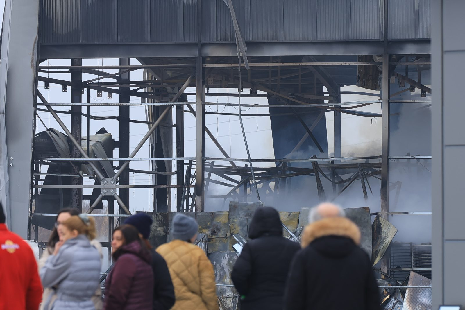 Deadly Factory Explosion Shakes Central Greece as Probe Widens