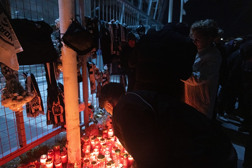 Greek PM Mourns Fans Killed in Deadly Romania Road Crash