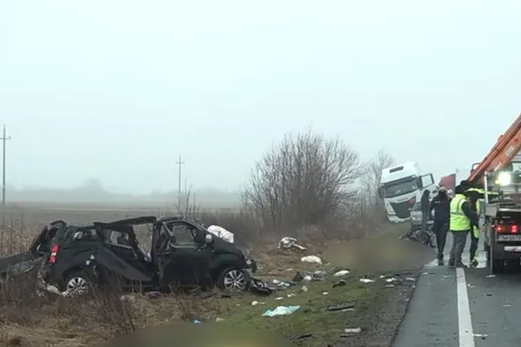 Understanding Lane Assistance in PAOK Fans’ Fatal Crash