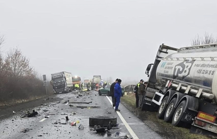 What Saved the Three Survivors of Romania’s Deadly Van Crash