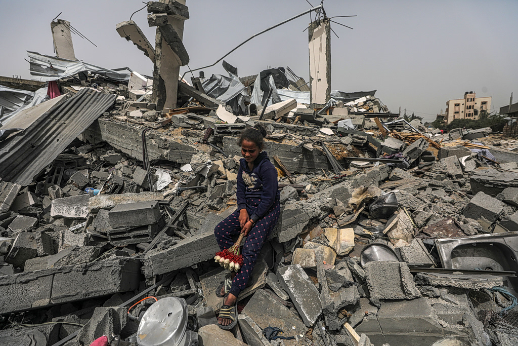 Israel Military Said to Accept Gaza Death Toll Near 70,000