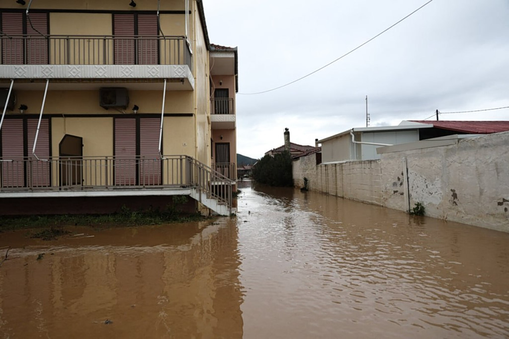 extreme weather greece