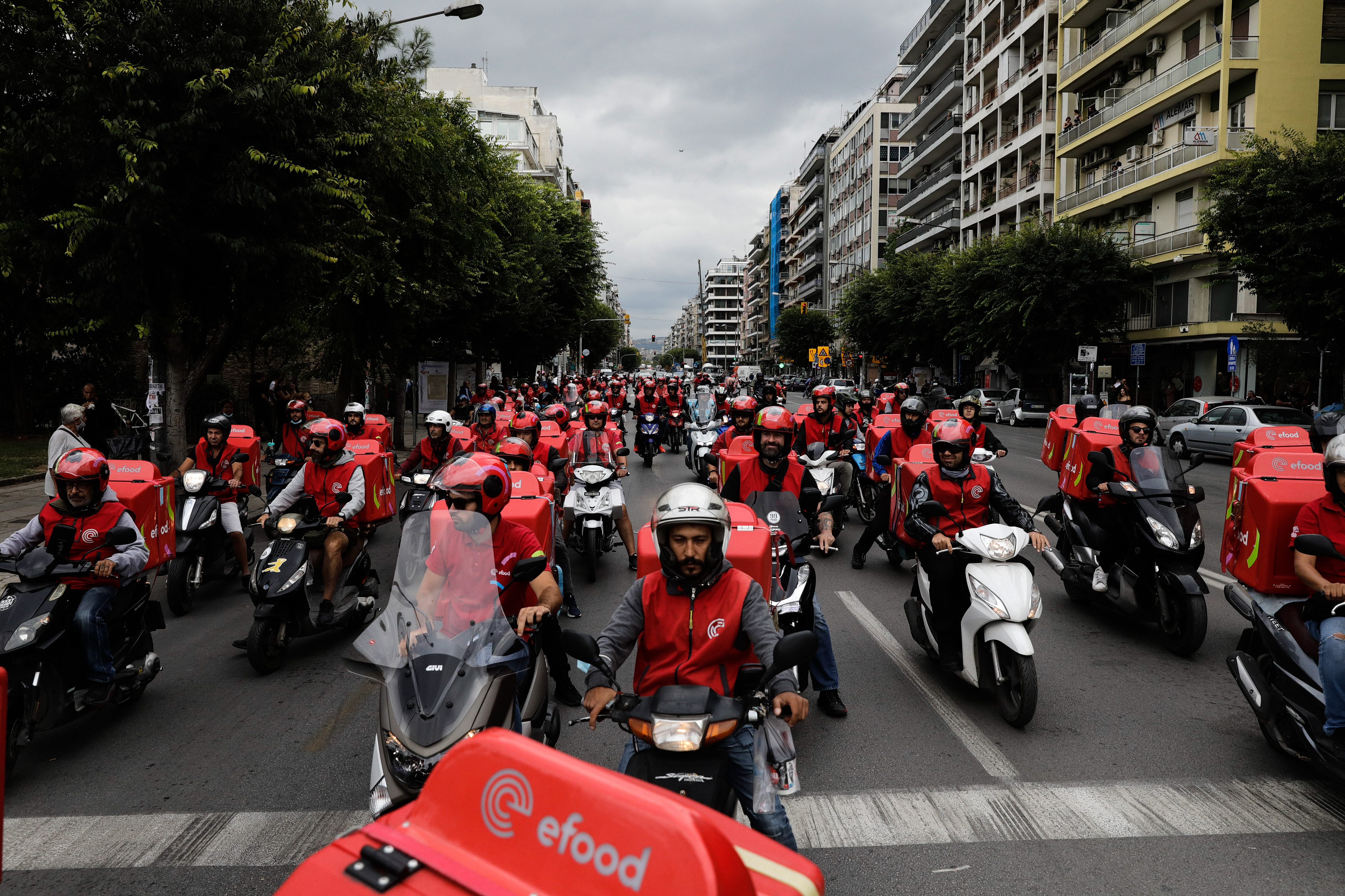 efood Delivery Drivers Announce 24-Hour Strike