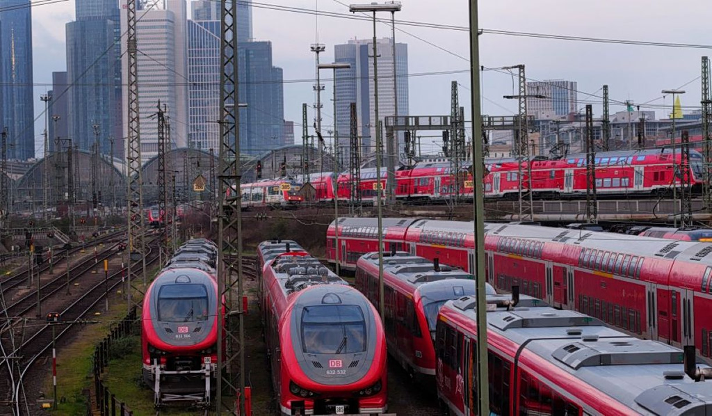 German Train Conductor Beaten to Death by Greek National