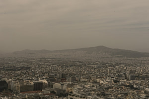 Precautions for People with Respiratory Issues Due to African Dust Warning