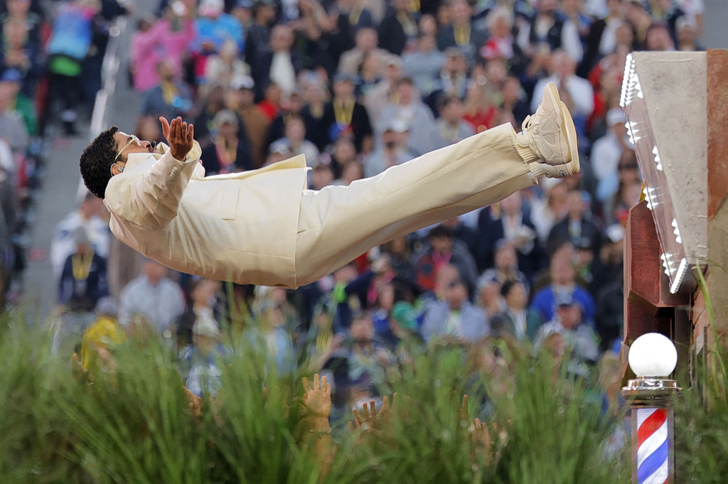 The Biggest (Nonsports) Moments From Super Bowl Sunday