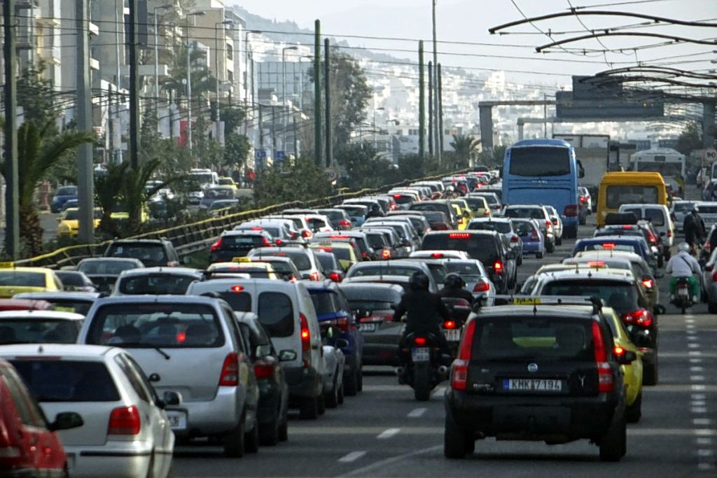 AI Traffic Cameras Roll Out on Major Athens Roads