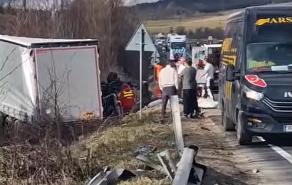 Father and Sons Die in Tragic Crash on Romania’s “Death Road”