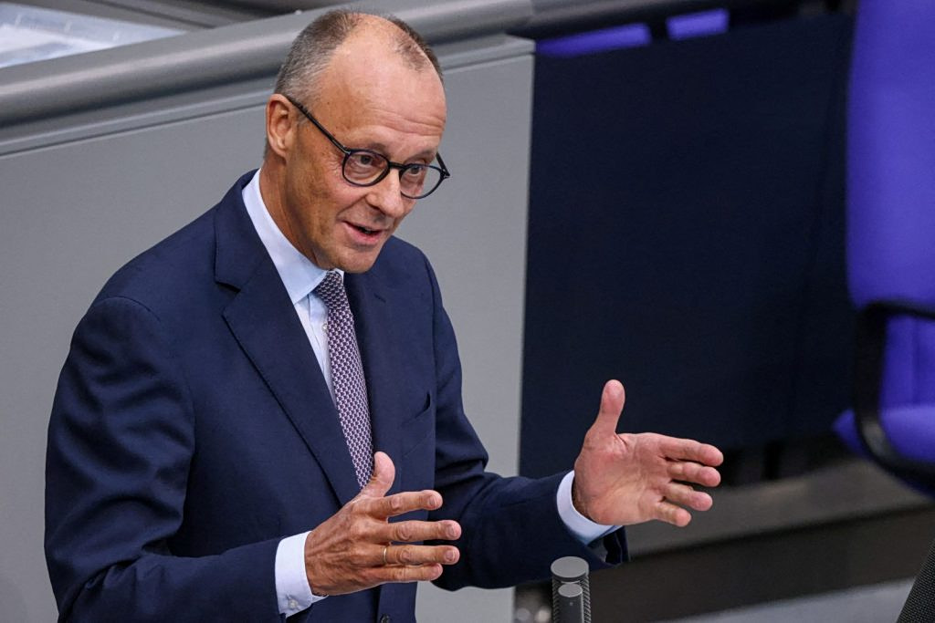 Merz Urges Germans to Work More, Cites Greece as Model