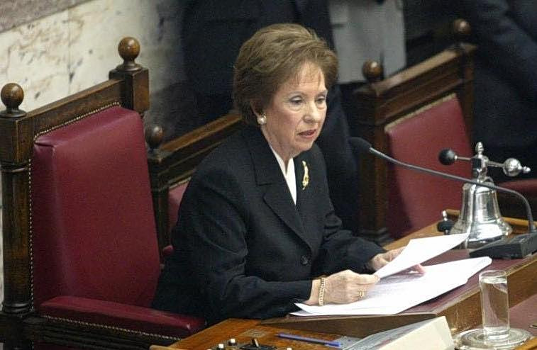 Anna Psarouda-Benaki, Trailblazing Scholar and First Female Speaker Dies