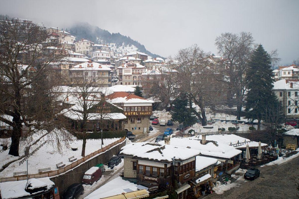 Carnival Getaways Boost Greek Winter Tourism, but Spending Lags