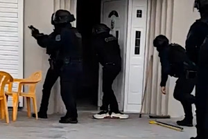 Police Operation in Nea Peramos Leads to Seven Arrests
