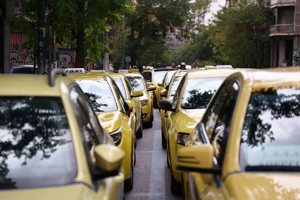 2026: Europe’s Driverless Taxi Turning Point