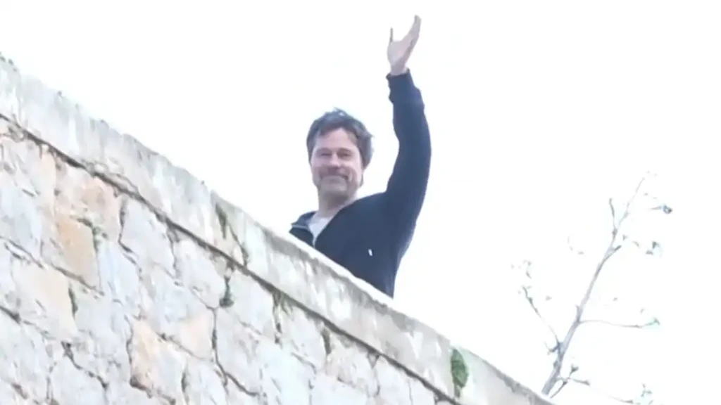 Hollywood Again Meets Hydra With Shooting of Brad Pitt Film (Vid)