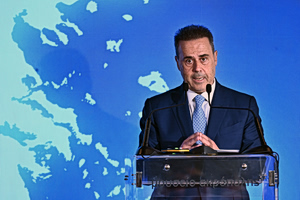 Papastavrou: $100 Oil Would Trigger Fuel Measures in Greece