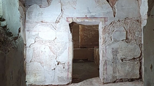 Drama: 2,300-Year-Old Macedonian Tomb Showcased in Building’s Ground Floor