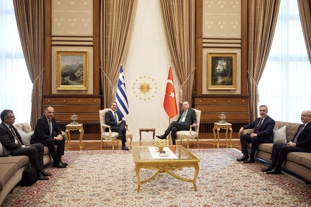 Mitsotakis Extends Best Wishes for Erdogan’s 72nd Birthday