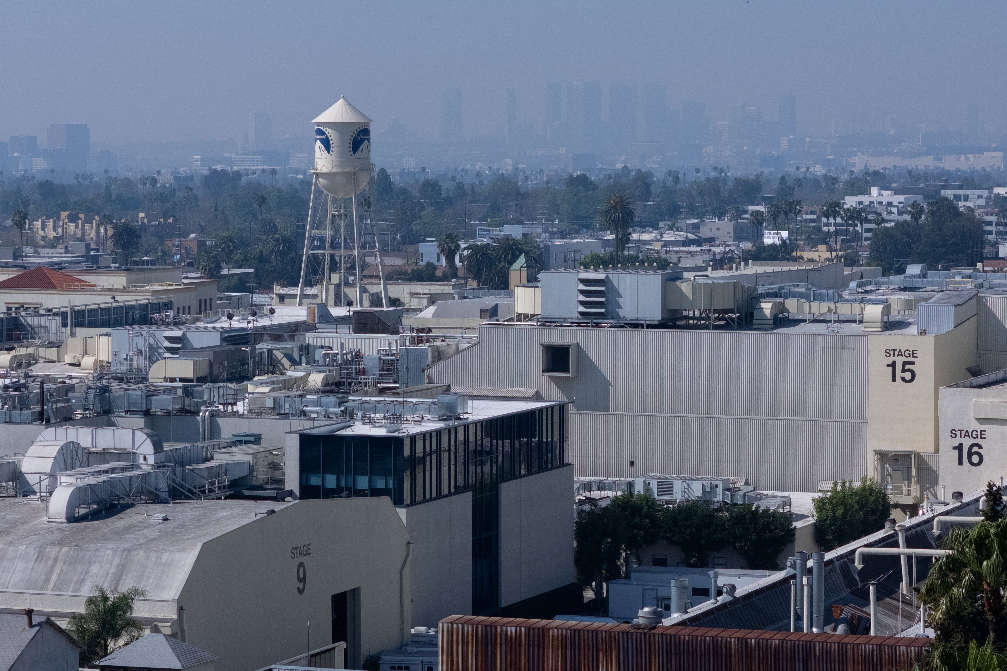 Paramount Wins Bidding War for Warner Discovery After Netflix Drops Out