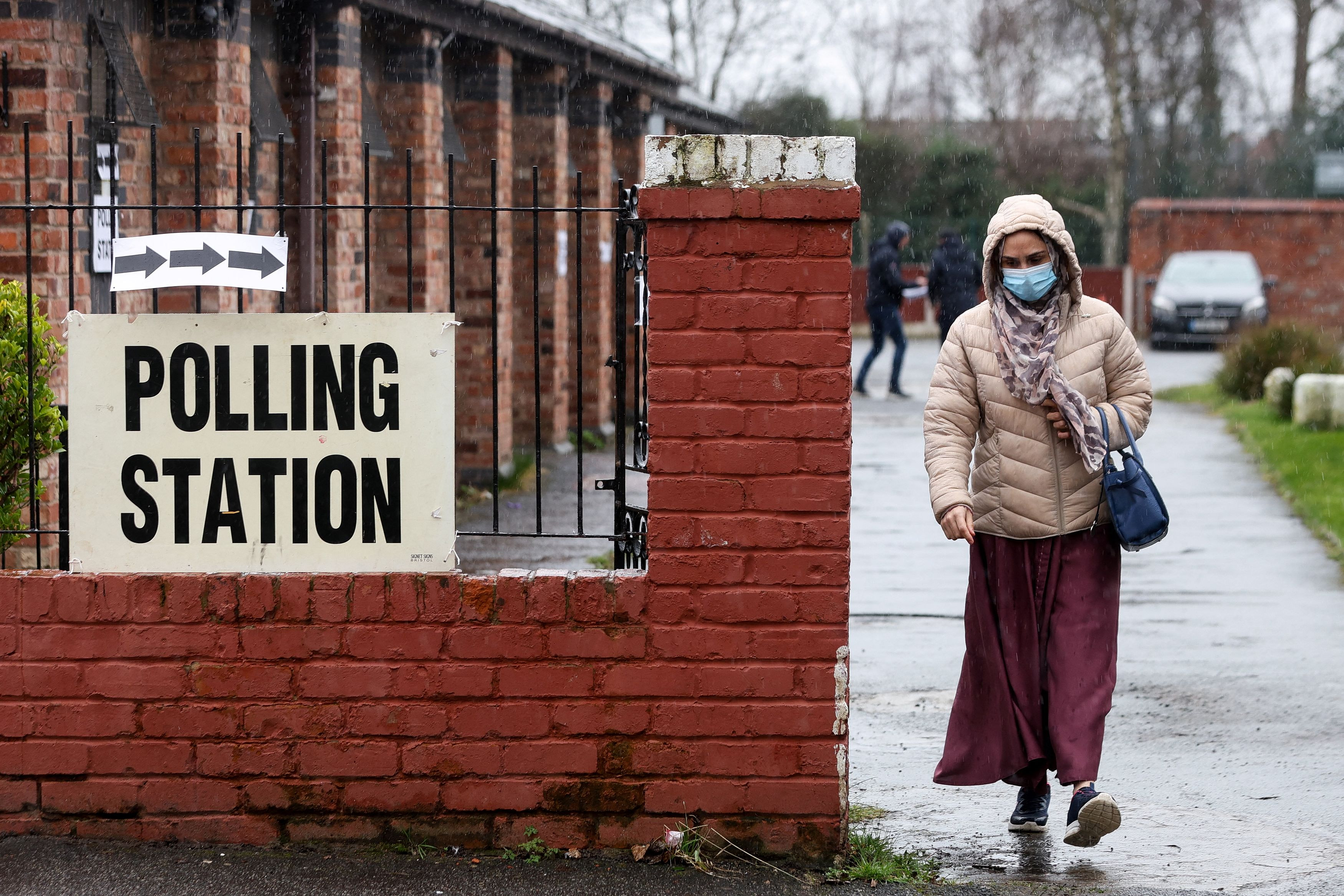 Between Two Democracies: Diaspora Engagement and the Greek–Australian Question