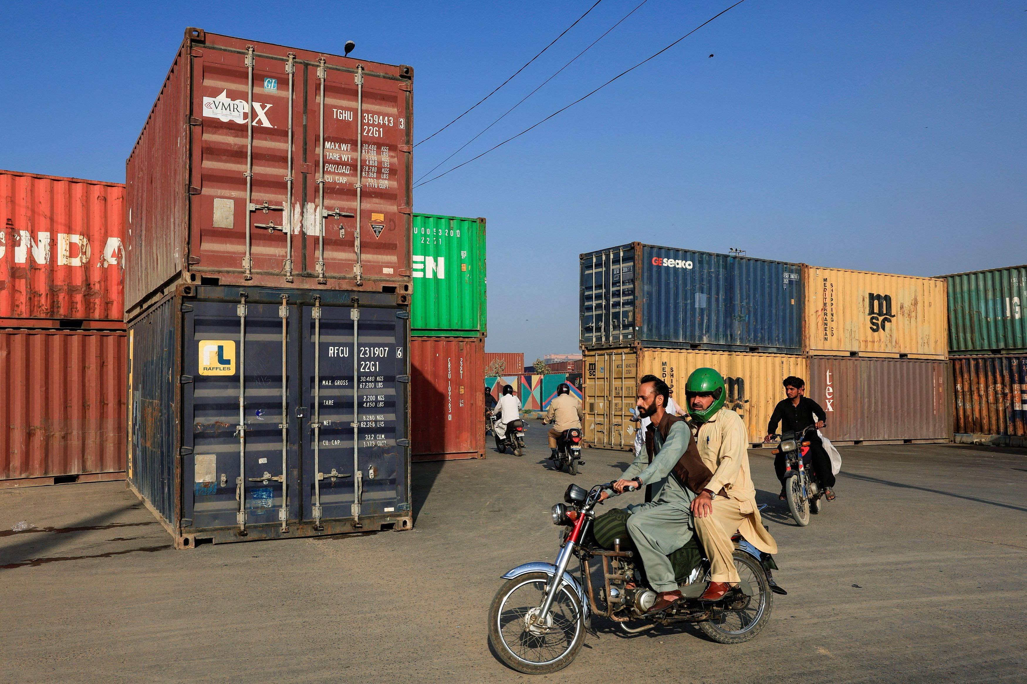 Container Shipping Stocks Jump on Fresh Middle East Tensions