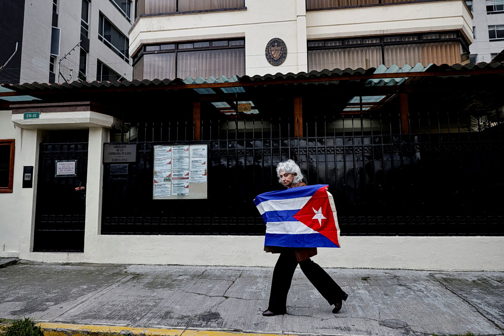 U.S. Expands Fight Against Latin American Drug Gangs With Ecuador Operation