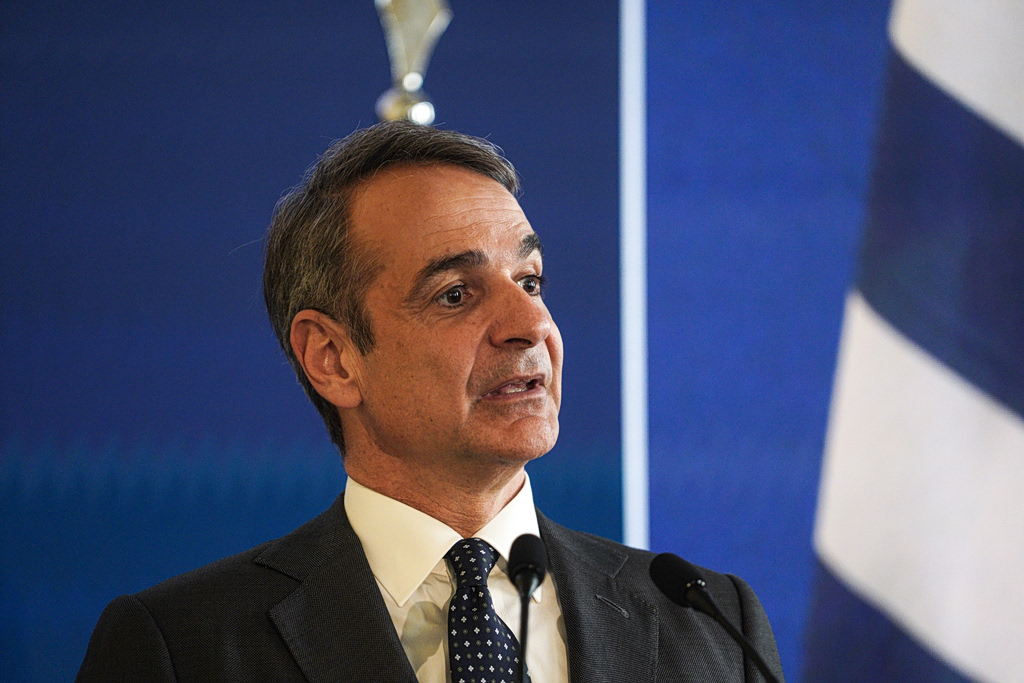 PM Mitsotakis Steps Up Diplomacy on Middle East Crisis